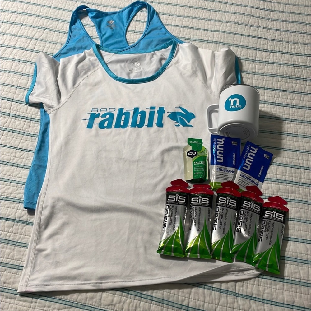 Rad rabbit run shirt tank nuun endurance SIS science and sport gel gu